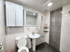 Three-room apartment in the prime location of 19th image