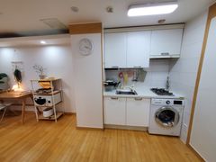 Fully Furnished Apartment near Yeouido, Line  12th image