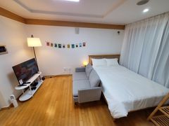 Fully Furnished Apartment near Yeouido, Line  4th image