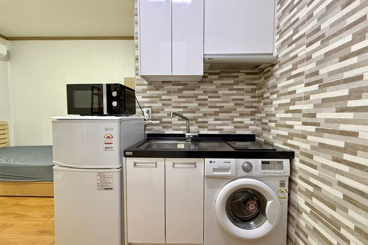 Studio apartment 206, 10 minutes from Seoul S 5th image