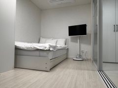 청결 큰창 햇볕 0번째 이미지