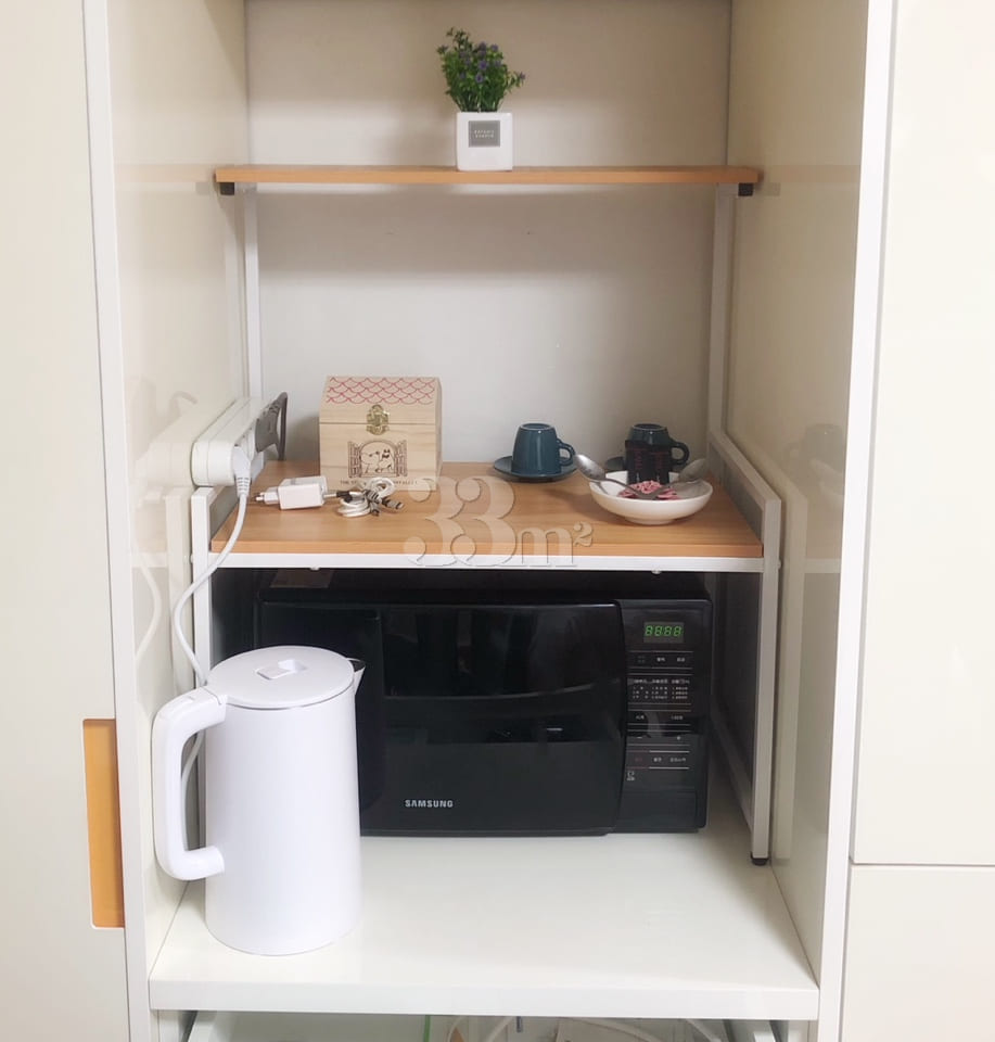 A nice room that feels as comfortable as my o 13th image