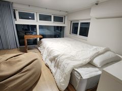 화이트 12번째 이미지