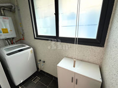 New White-Themed Space near Seodaegu Station 6th image