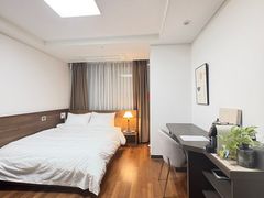 Calm Urban  0번째 이미지