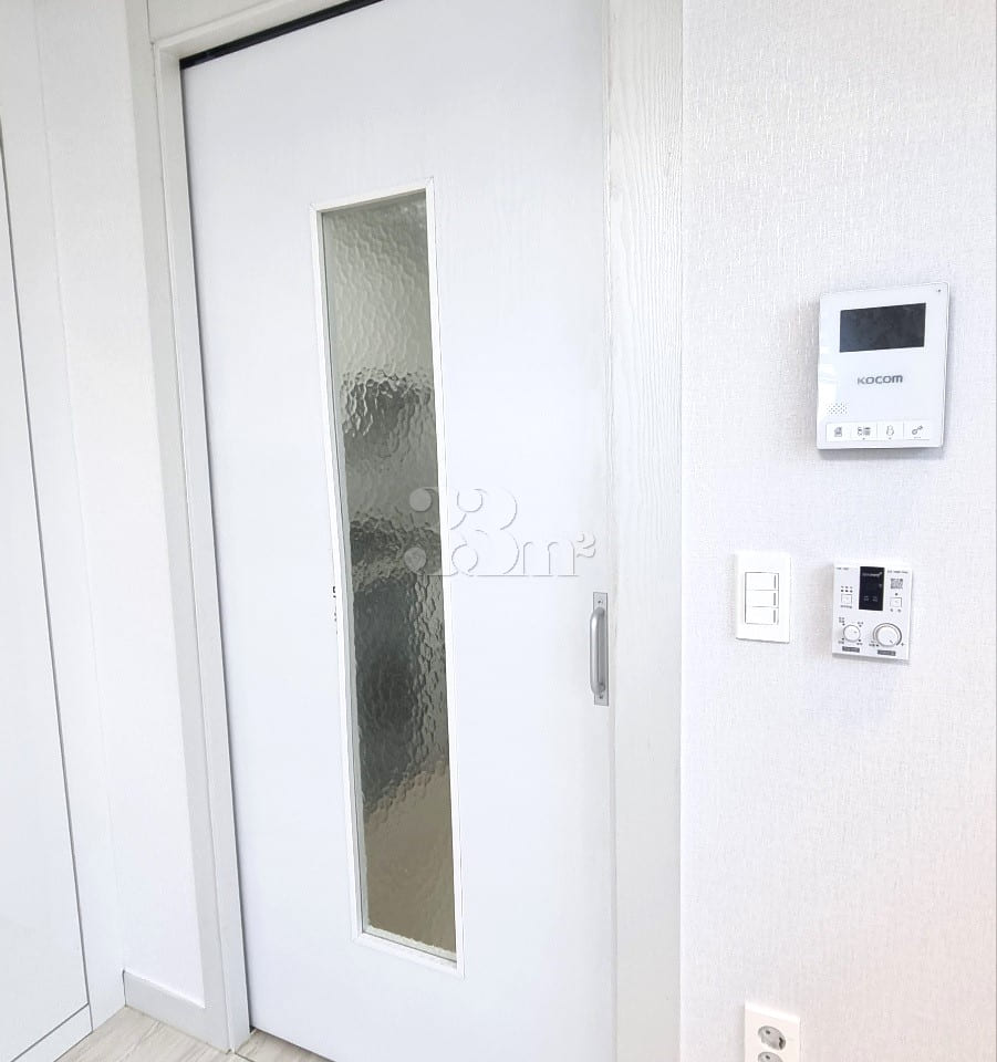 ❤️Discount on Sunny Studio Apartment in the R 9th image