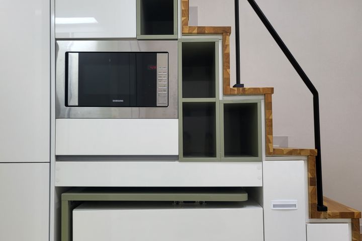 Neat and Tidy Studio Apartment 5th image