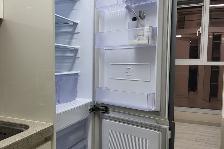 Neat and Tidy Studio Apartment 2th image