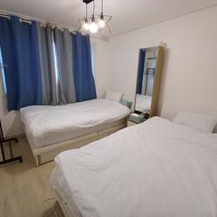 402호 2인실 방 이미지