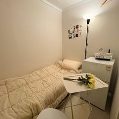 2 minutes from Sillim Station #WomenOnlyB Unit Image