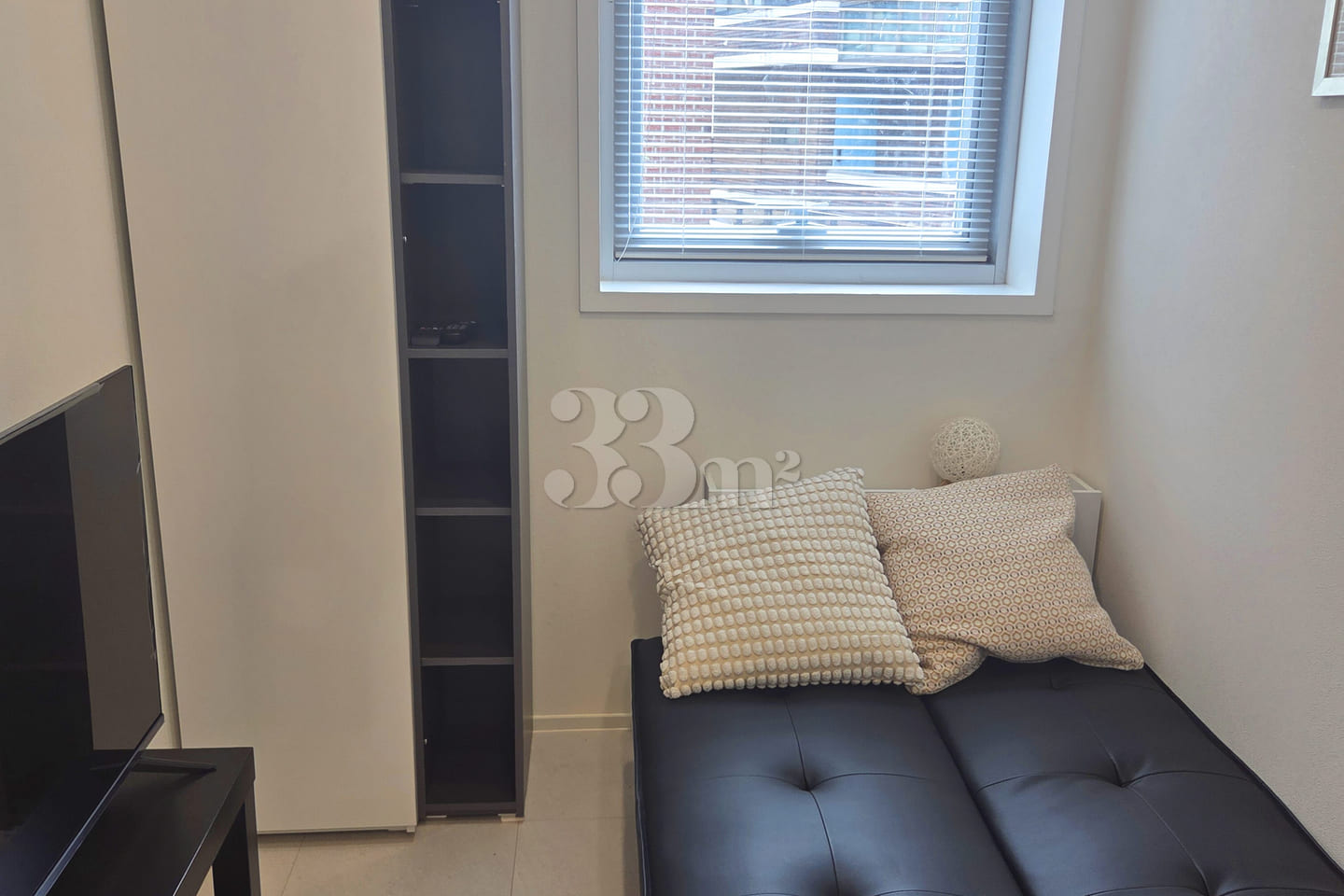 Newly built, fully furnished unit in Sinjeong 6th image