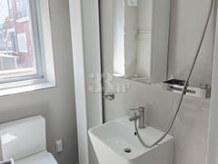 Newly built, fully furnished unit in Sinjeong 12th image