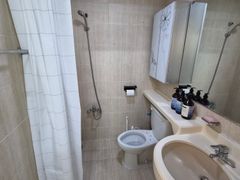 Fully furnished unit near Sinchon Station, Ew 11th image