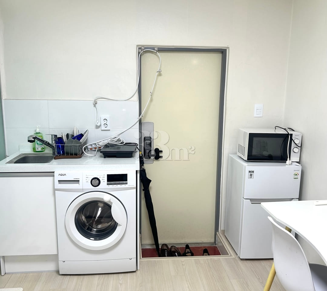 Fully furnished studio in Jeongneung ๐ 1th image