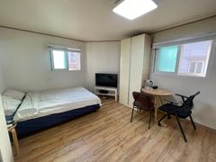 2 minutes from Nonhyeon Station (studio apart 0th image