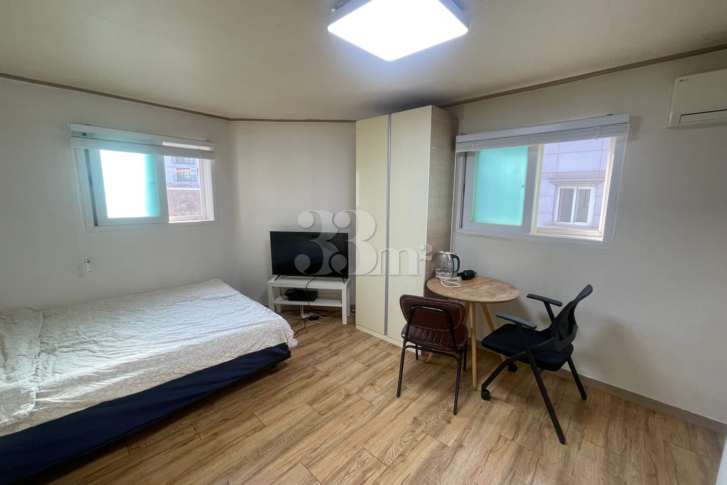 2 minutes from Nonhyeon Station (studio apart 4th image