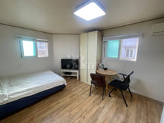 2 minutes from Nonhyeon Station (studio apart 4th image