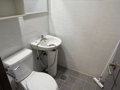 Within walking distance of Gamsam Station (Li 9th image