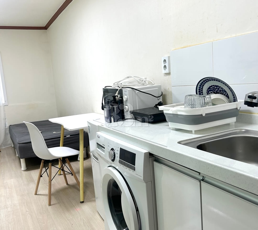 Fully furnished studio in Jeongneung 🏠 3th image