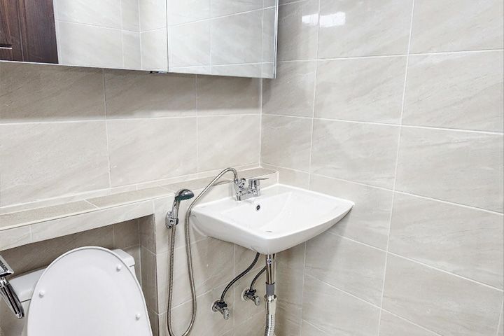Clean, fully-furnished apartment in Wonju 7th image