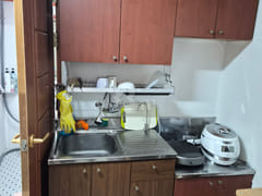 Cozy studio with convenient transportation 4th image