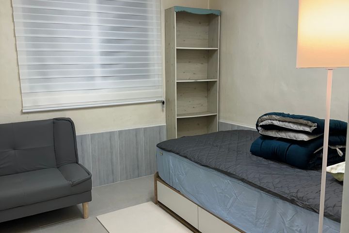 Urban Stay Two-Room 3th image