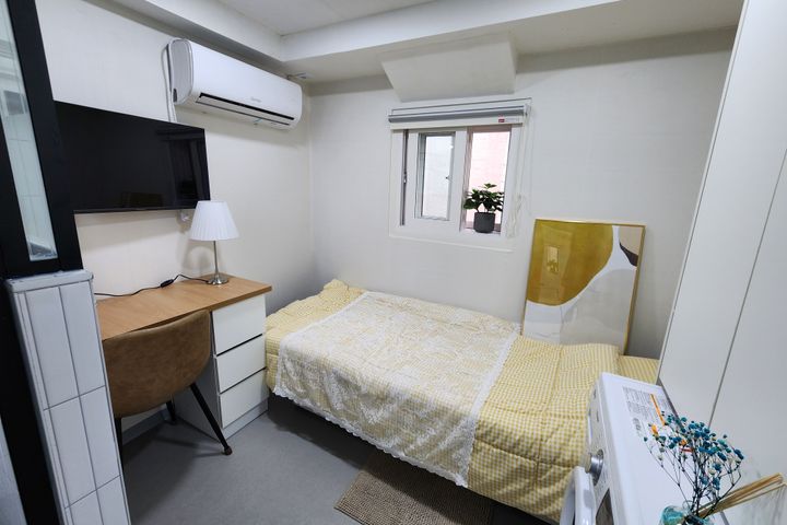 Fully furnished apartment near Bucheon Statio 2th image