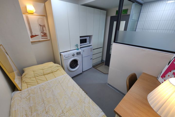 Fully furnished apartment near Bucheon Statio 4th image