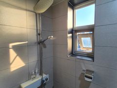 Fully furnished studio apartment 5th image