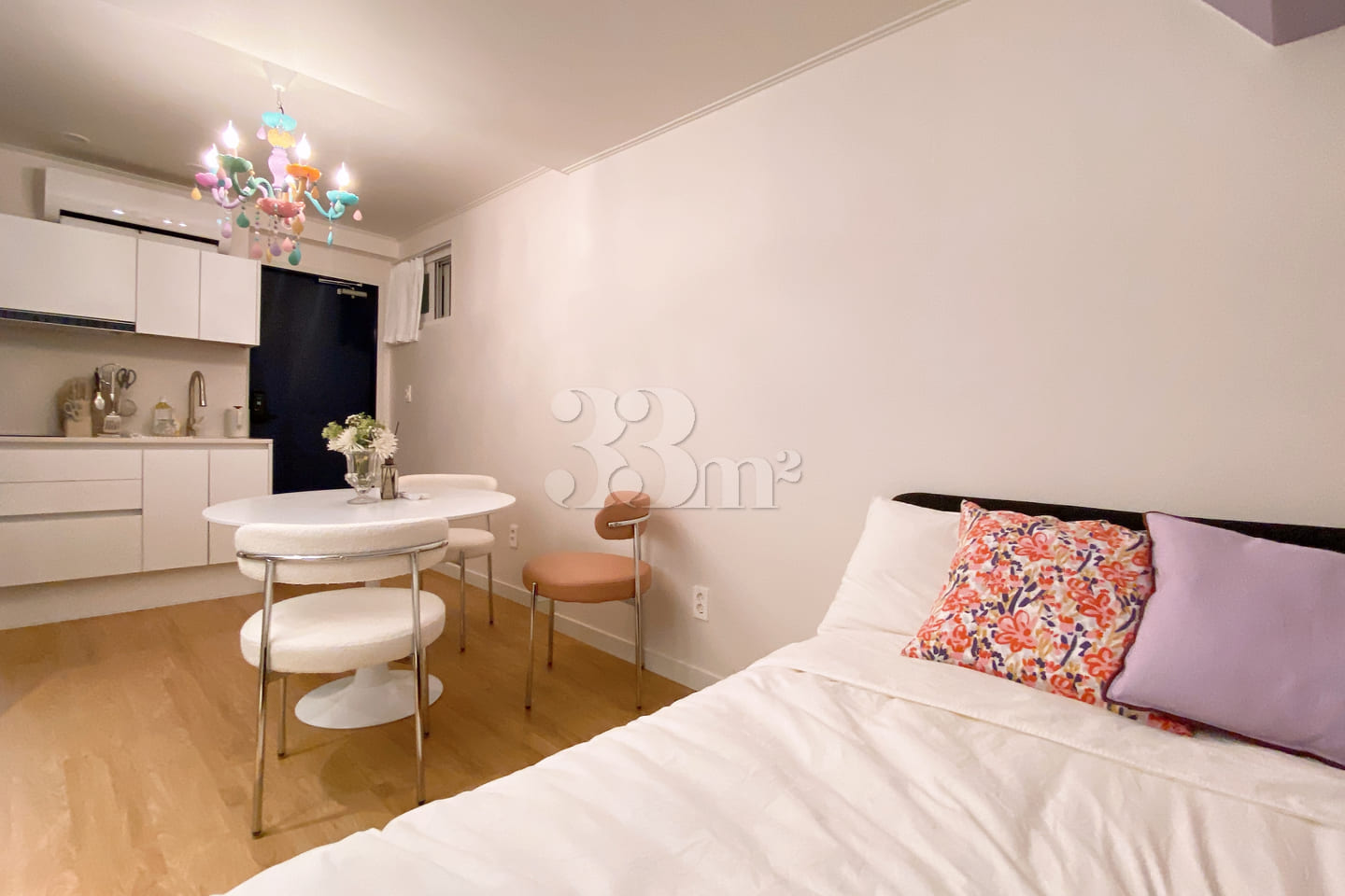 Studio apartment in Hongdae with an atmospher 6th image