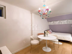 Studio apartment in Hongdae with an atmospher 3th image