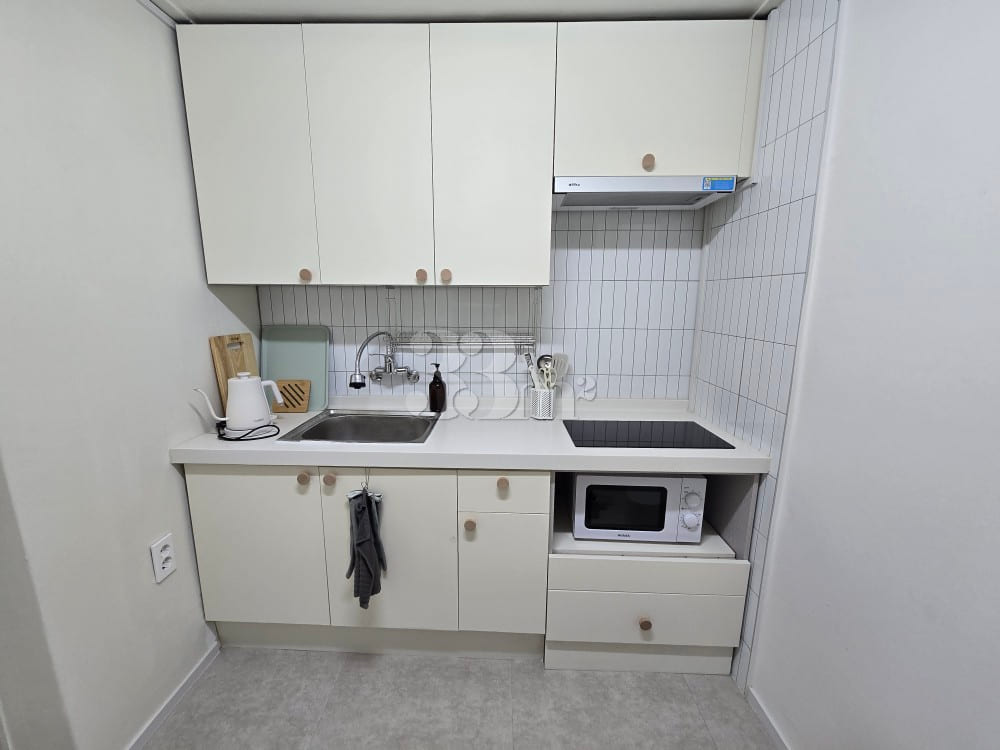 😍 Great-value accommodation near Lotte Depar 8th image