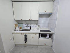 π Great-value accommodation near Lotte Depar 8th image