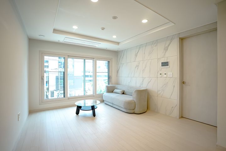 DELUXE 301 10번째 이미지