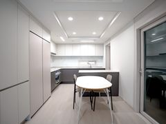 DELUXE 301 8번째 이미지