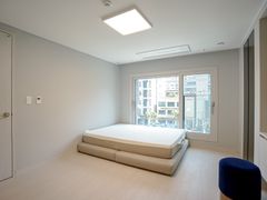 DELUXE 301 4번째 이미지