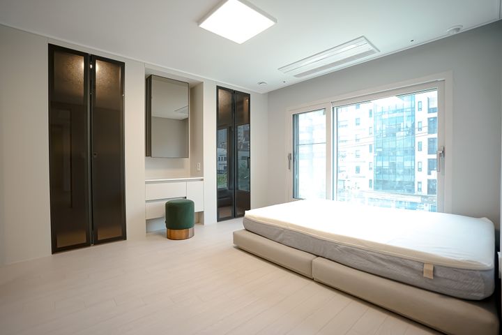 DELUXE 311 5번째 이미지