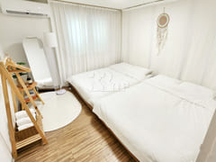 Fully furnished. 2 rooms. 3 beds. 15th image