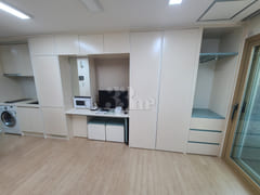 Luxury Officetel in Pangyo 3th image