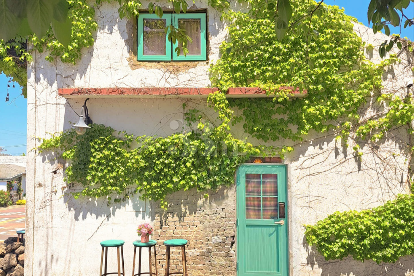 ♥ Affordable, stylish private house 0th image