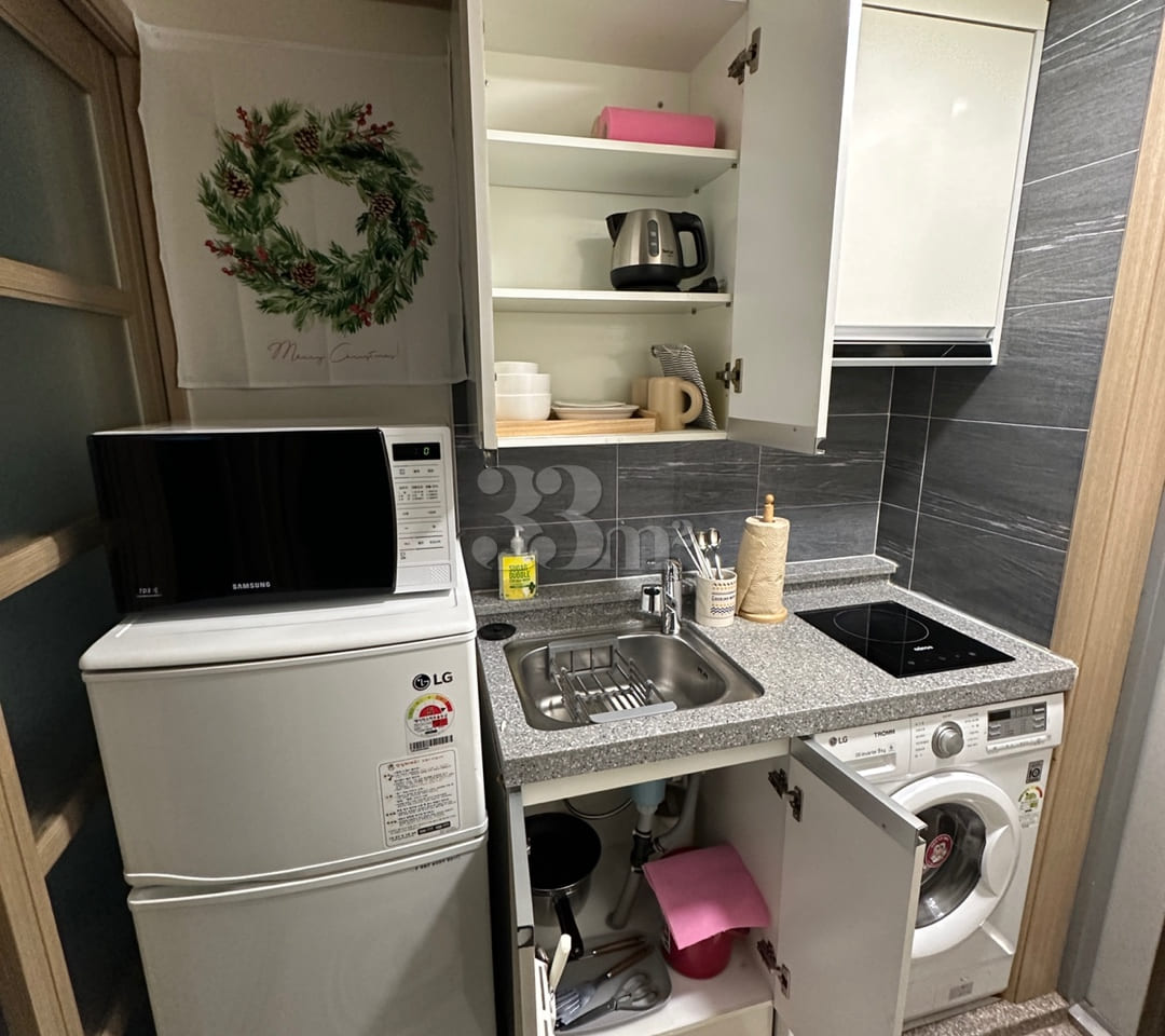 Studio Apartment #Clean #Fully Furnished 7th image