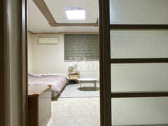 Spacious Studio #Clean #Fully Furnished 4th image