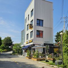 반려묘와 함께 1.5룸 방 이미지