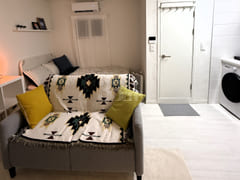 Fully furnished room with a cozy vibe 3th image