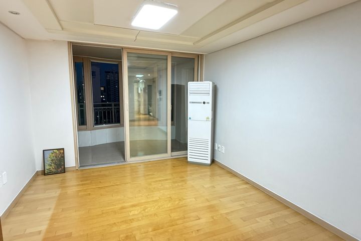 쉼표 아파트먼트 1번째 이미지