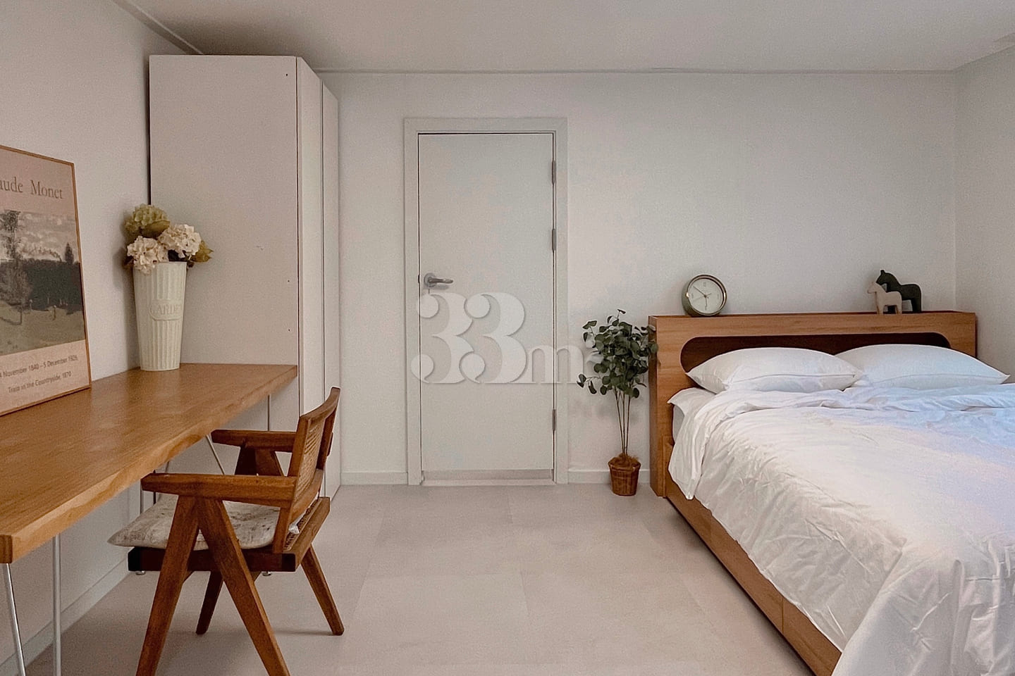 Renovated rooftop studio apartment 0th image