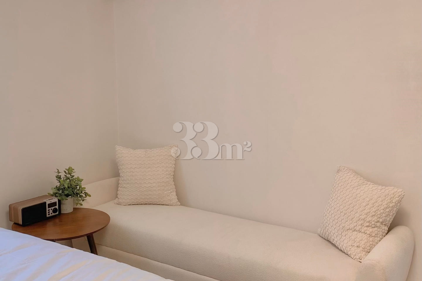Renovated rooftop studio apartment 6th image