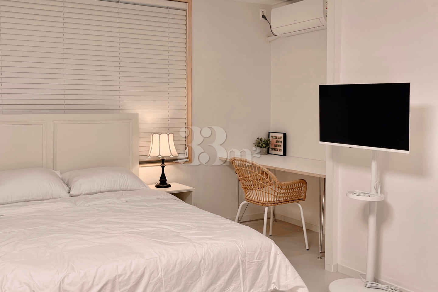 Fully renovated studio apartment with full am 0th image