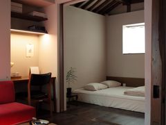 Hanok next to Gyeongbokgung Palace in Seochon 1th image