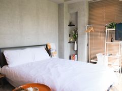 Sun-drenched accommodation near Gongdeok Stat 2th image